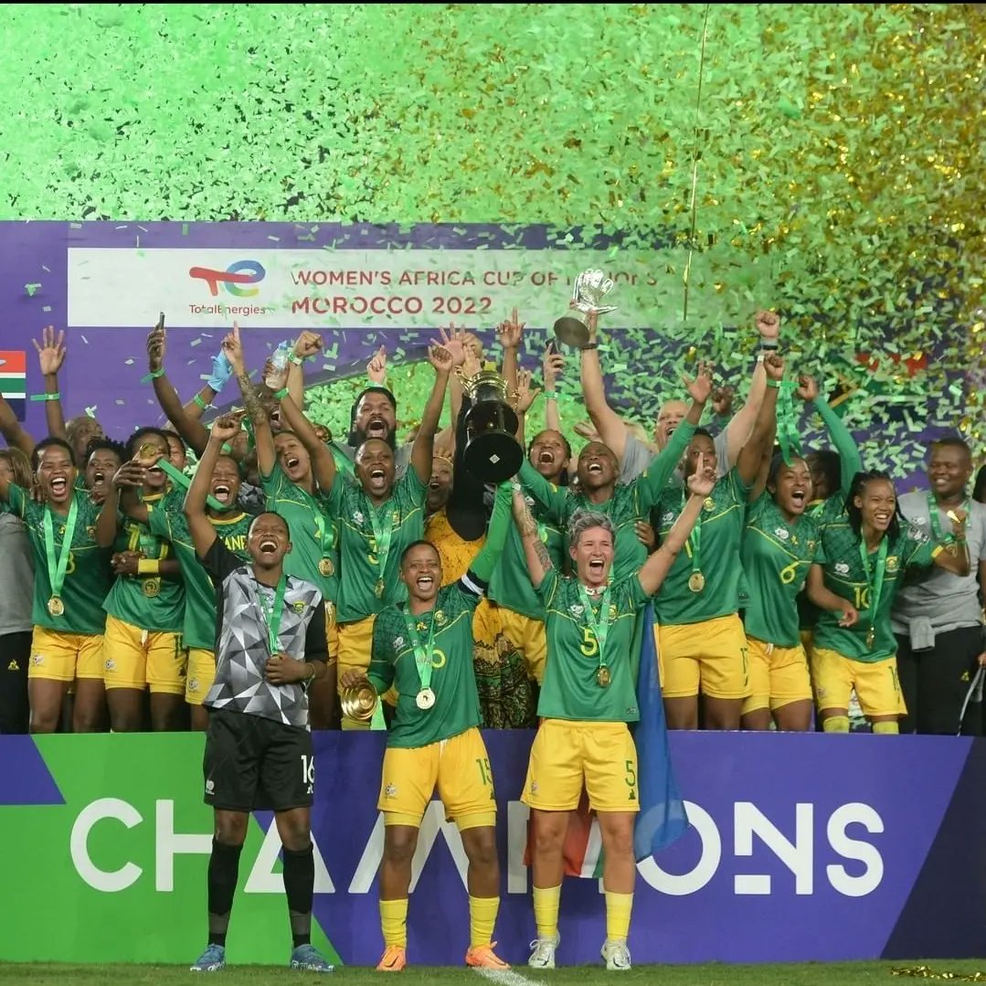 Janinevanwyk5's tweet image. CHAMPIONS of AFRICA 👑 
HISTORY makers 📜

Wow what an incredible way to end off my 8th and last #WAFCON with a GOLD medal !!

Finally we made it. We bringing it Home 
South Africa 🇿🇦 🏆