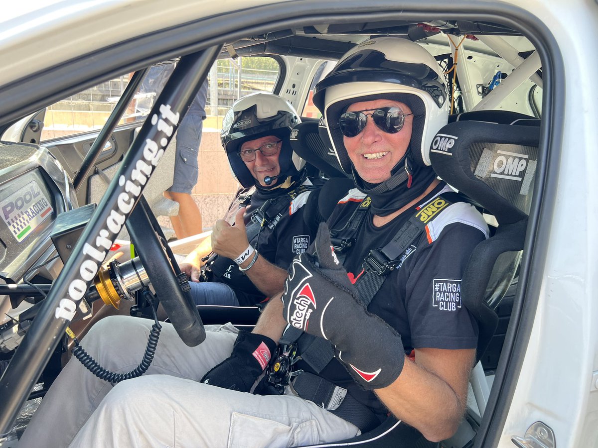 totoriolo's tweet photo. Oggi ci troviamo a #castellettocircuit, per un corso di guida esclusivo a bordo della #Polo GTI R5 e della #208Rally4.

Per info contattami! 😎

#targaracingclub #cstsport #castellettodibranduzzo #poolracing #sunprod #kaaracing https://t.co/9F732Saq9L