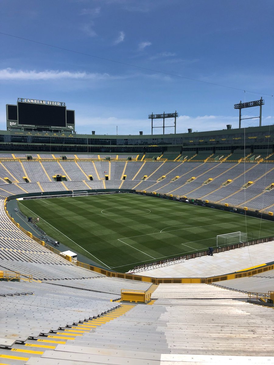 ZacharyRoush's tweet photo. Soccer game at Lambeau Field???? #Nitro #WisconsinK9Services #WIK9Services #explosivedetection #detection #explosives #Lambeaufield #soccer https://t.co/VmgOZ2fxej