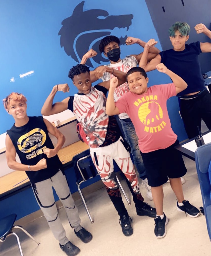 patricetankard1's tweet photo. These middle schoolers told me that they would love to become future DHS wolves after graduating from middle school. That says a lot! They are working on academic skills this summer and they are very impressed with our school! #vcssummer2022 #DHShappenings #Gowolves https://t.co/kOjMQTaRCZ