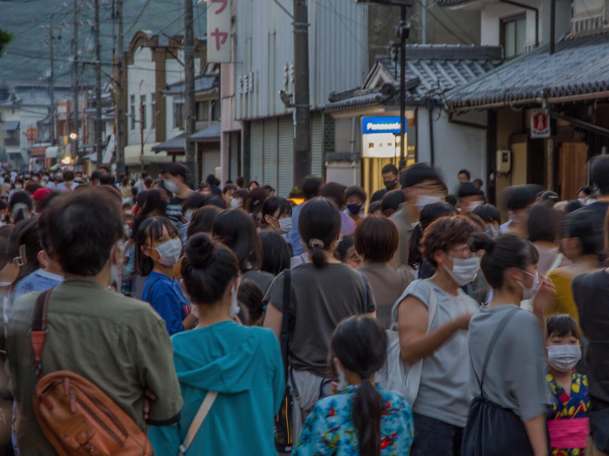 矢掛夏まつり 一日だけ行われる土曜夜市 地元の小 中学校の子供が 皆な来てるかの様な賑わい🤩 2022.7.23