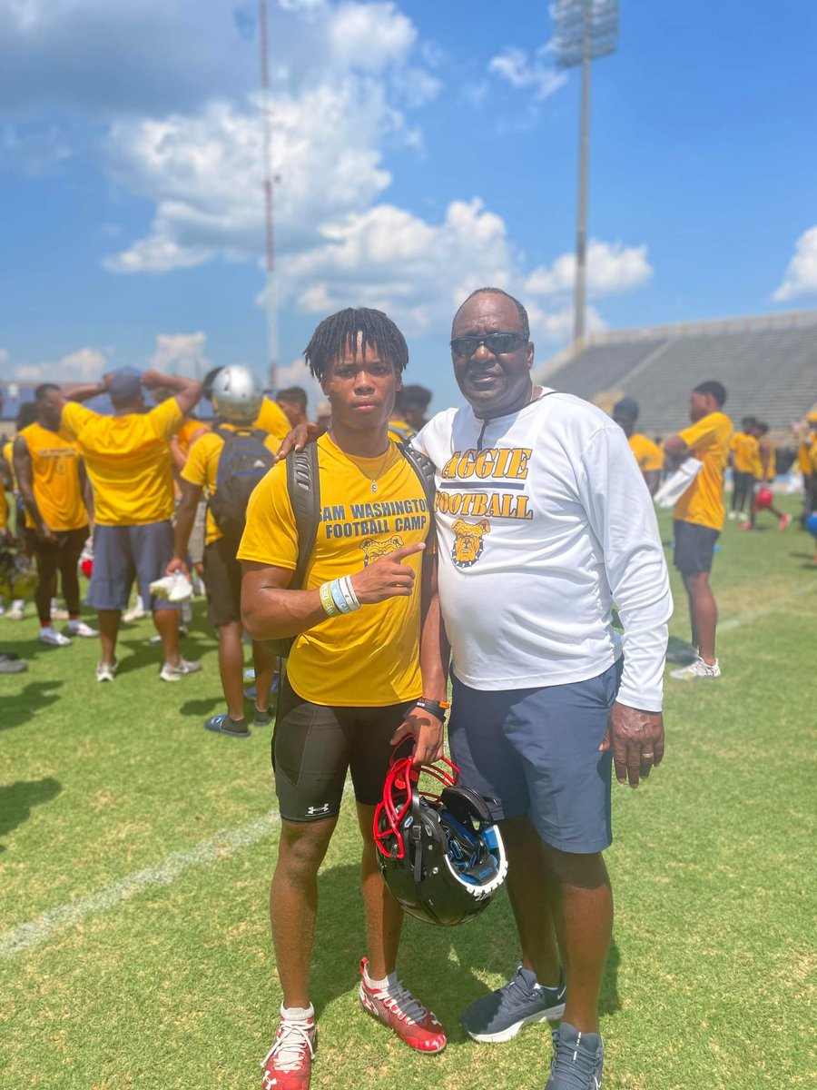 CameronJoachim2's tweet photo. Had a great time today at the Sam Washington Football Camp @ncatsuaggies. I can't wait to visit in the fall. Thank you for having me out coaches. @NCATFootball @CoachBarnette @coachpoole88 @CoachMakrinos  @tcov42 @grizzlyfb @CoachJoeJones34 @CoachWard23  @coach_wwright https://t.co/dAyVEiySil
