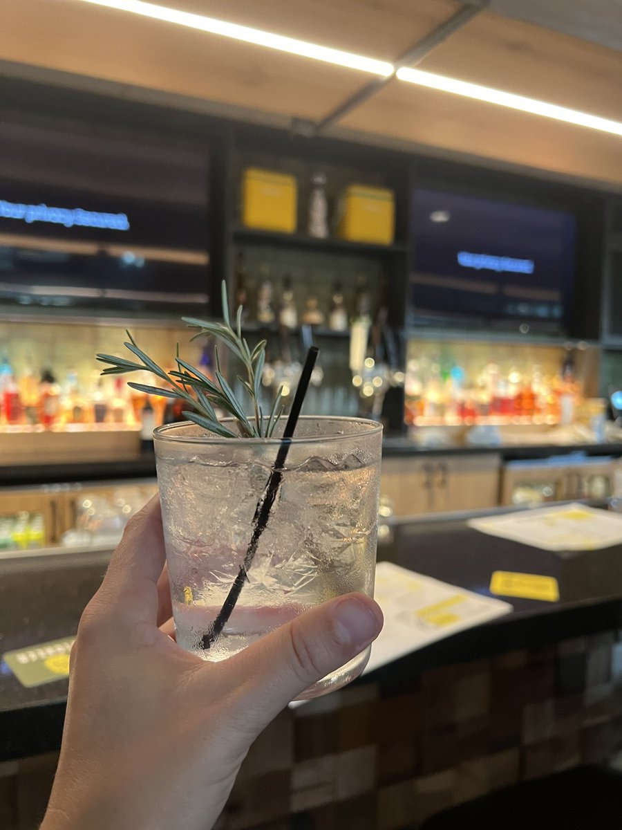 amtillie's tweet image. Post run celly at Pioneer at @IntroCLE! The “In the Pines” is my favorite gin cocktail I’ve had 🍸