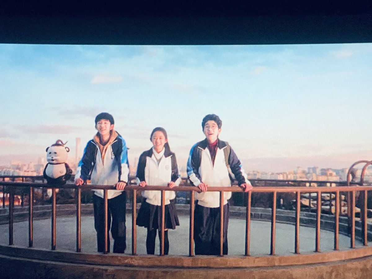 michaelniktaris's tweet photo. the talent 💺#atAMC💺 is stunning
this film “#MozartFromSpace” is in Chinese, they did a great job 👏 
🌌#AMCdestiny🌌 $AMC 🍿 
很有意思，這部中國電影，
全世界都有這麼多的才華和創造力。 
讓我們繼續互相學習，
看到彼此最好的一面
🎞#AMCglobal 🎞 @AMCArtisanFilms 
♾#4Ever49ers $HYMC https://t.co/bcmyfzF0fC