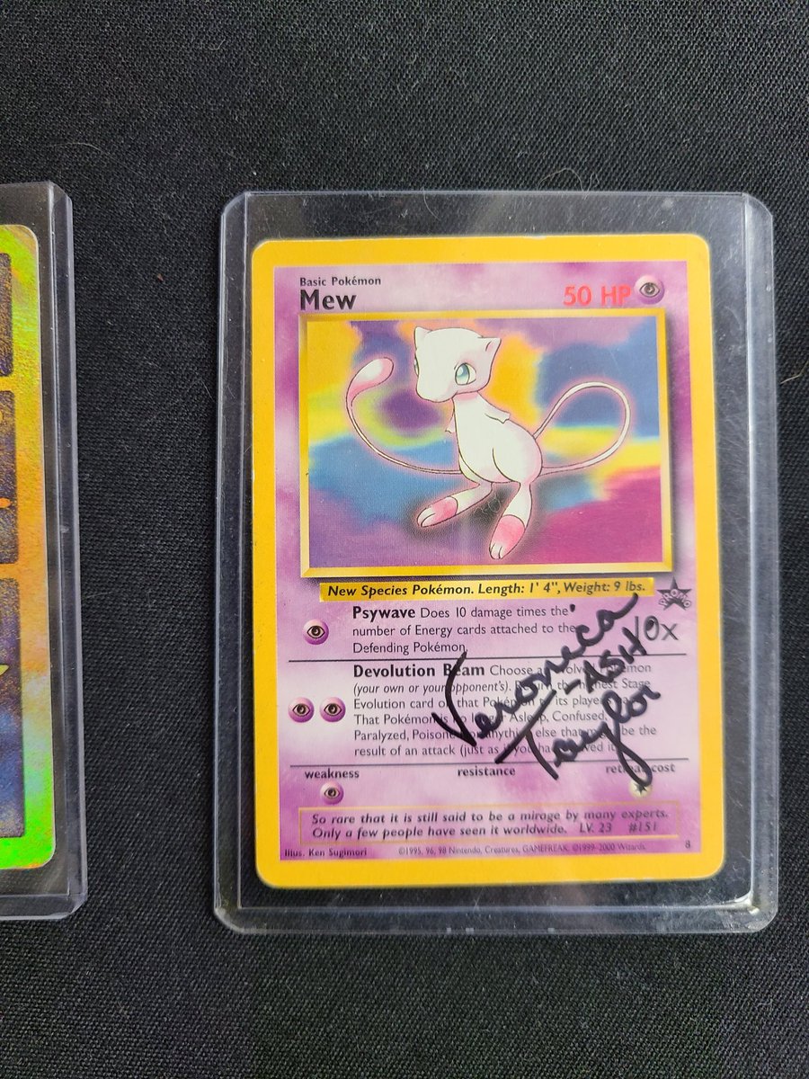 ScrakenVG's tweet photo. I got a signed copy of Leo The Lion from @TheVeronicaT at Ai-Kon in Winnipeg today! It was great meeting the original voice actor of Ash Ketchum. She was very nice, and I appreciate the stuff she signed for me!

Voice actors are are incredibly nice! THANK YOU SO MUCH!!   :) https://t.co/VQOajCb5q9