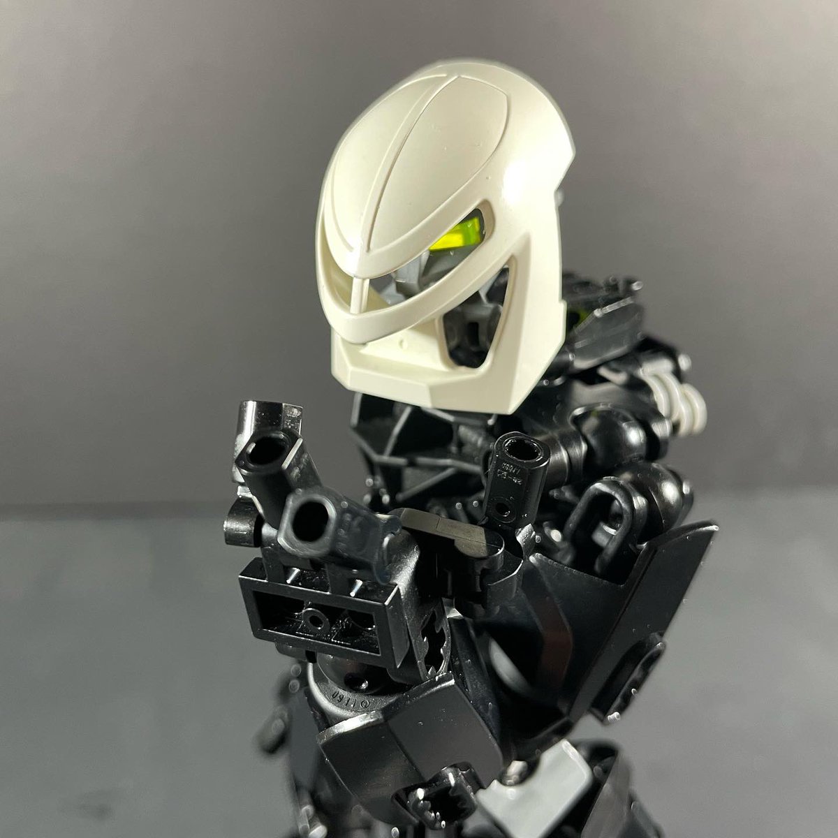 KyriiMocs's tweet photo. [Neo]•Kyrii
-
-
#lego #moc #bionicle #oc #technic #toa #afol #herofactory #legomoc #legobionicle #legooc #bioniclemoc #herofactorymoc #biogram #biovival #14b2020 #selfmoc https://t.co/F7jqVoWMbr