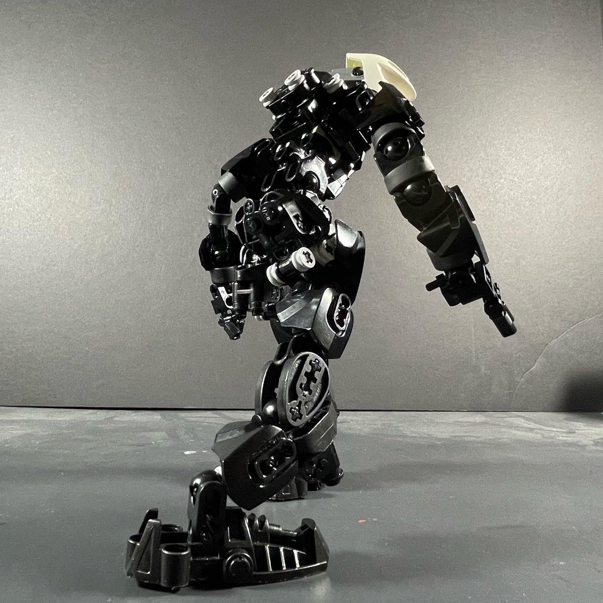 KyriiMocs's tweet photo. [Neo]•Kyrii
-
-
#lego #moc #bionicle #oc #technic #toa #afol #herofactory #legomoc #legobionicle #legooc #bioniclemoc #herofactorymoc #biogram #biovival #14b2020 #selfmoc https://t.co/F7jqVoWMbr