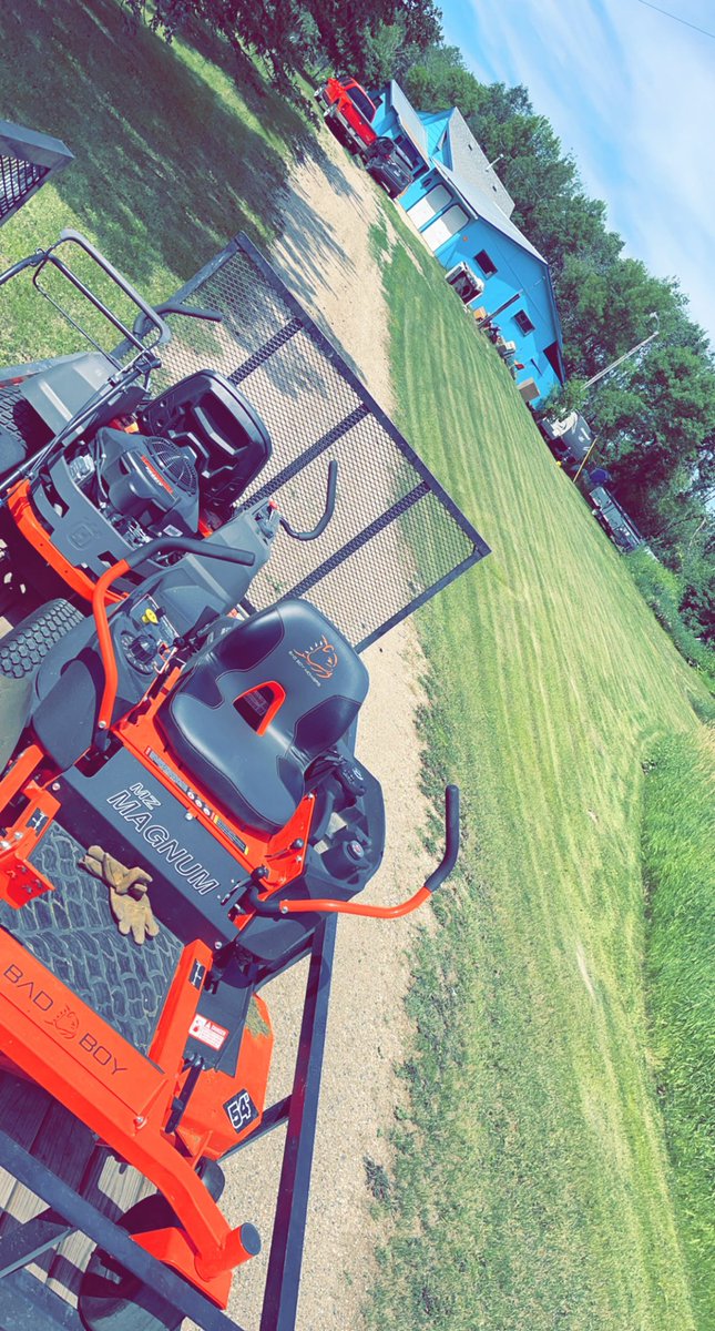 YardGuysLLC's tweet photo. #YardGuys https://t.co/iiZS7rppxs
