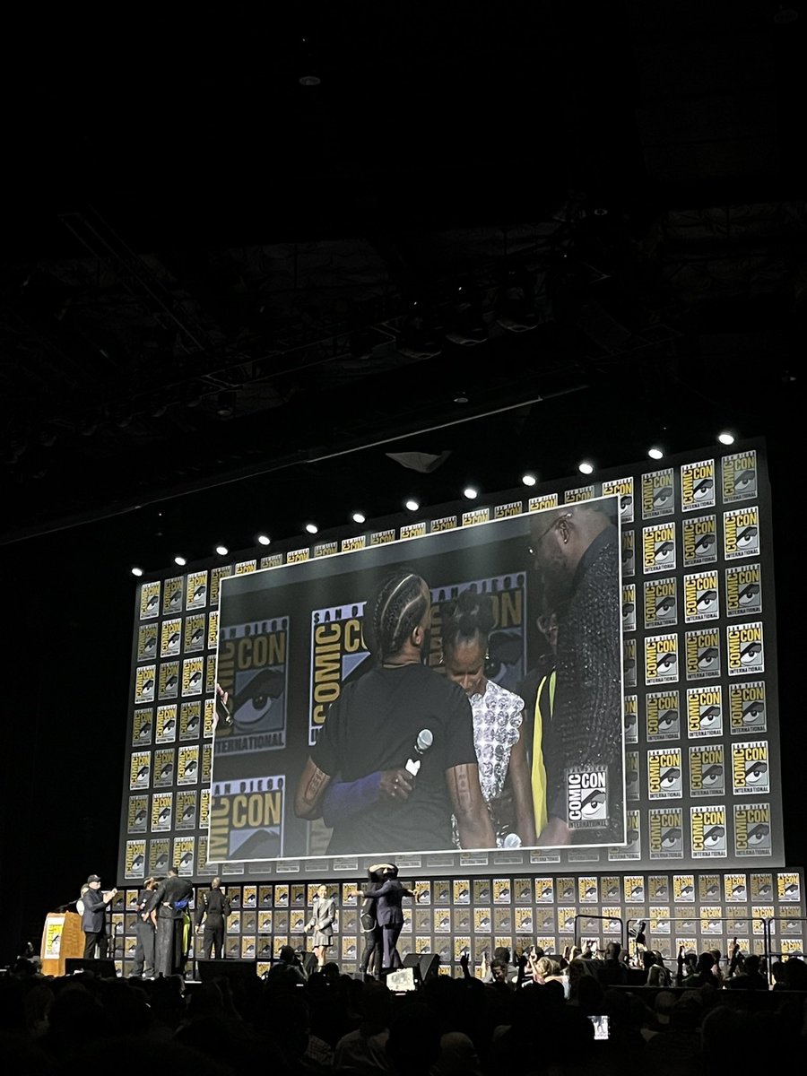 A very emotional moment as the cast, Ryan Coogler and Kevin Feige hug together after the first trailer for ‘BLACK PANTHER: WAKANDA FOREVER’ releases. #SDCC