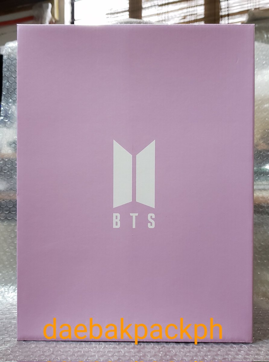 daebakpackph's tweet photo. BTS Merch Box 7 | Help RT🙏
#daebakpackphOnhands

Sealed Merch Box 7
💸3700 PHP

Reply 'Mine'💜 https://t.co/yKlsRsBqCH
