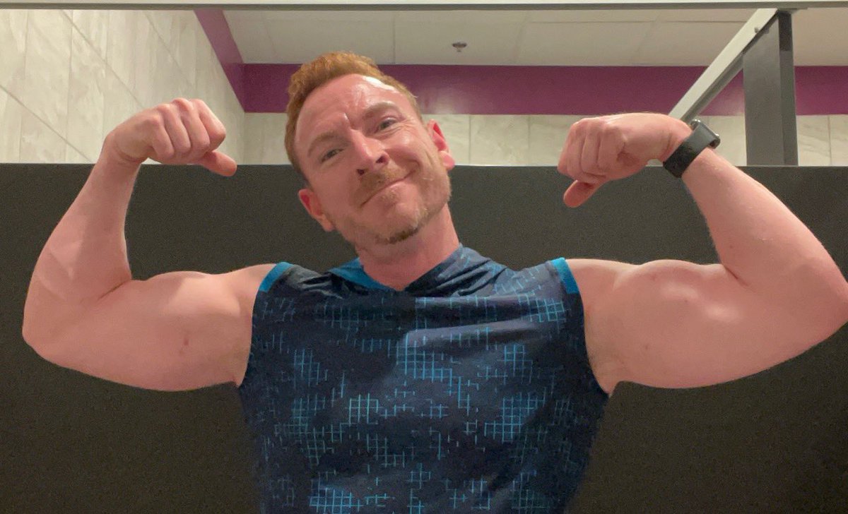 Dangerfox13 (@hermesthefox) on Twitter photo 