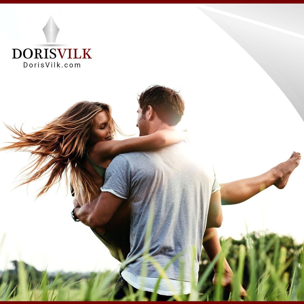 DorisVilk's tweet photo. Love has the ability to carry us away! Is there anything better than getting lost in an embrace or enjoying a lingering kiss? #InLove #SexySaturday #WeekendVibes https://t.co/7XmU5F81Fp