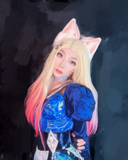KDA Ahri ? https://t.co/H1LA8PyzZC