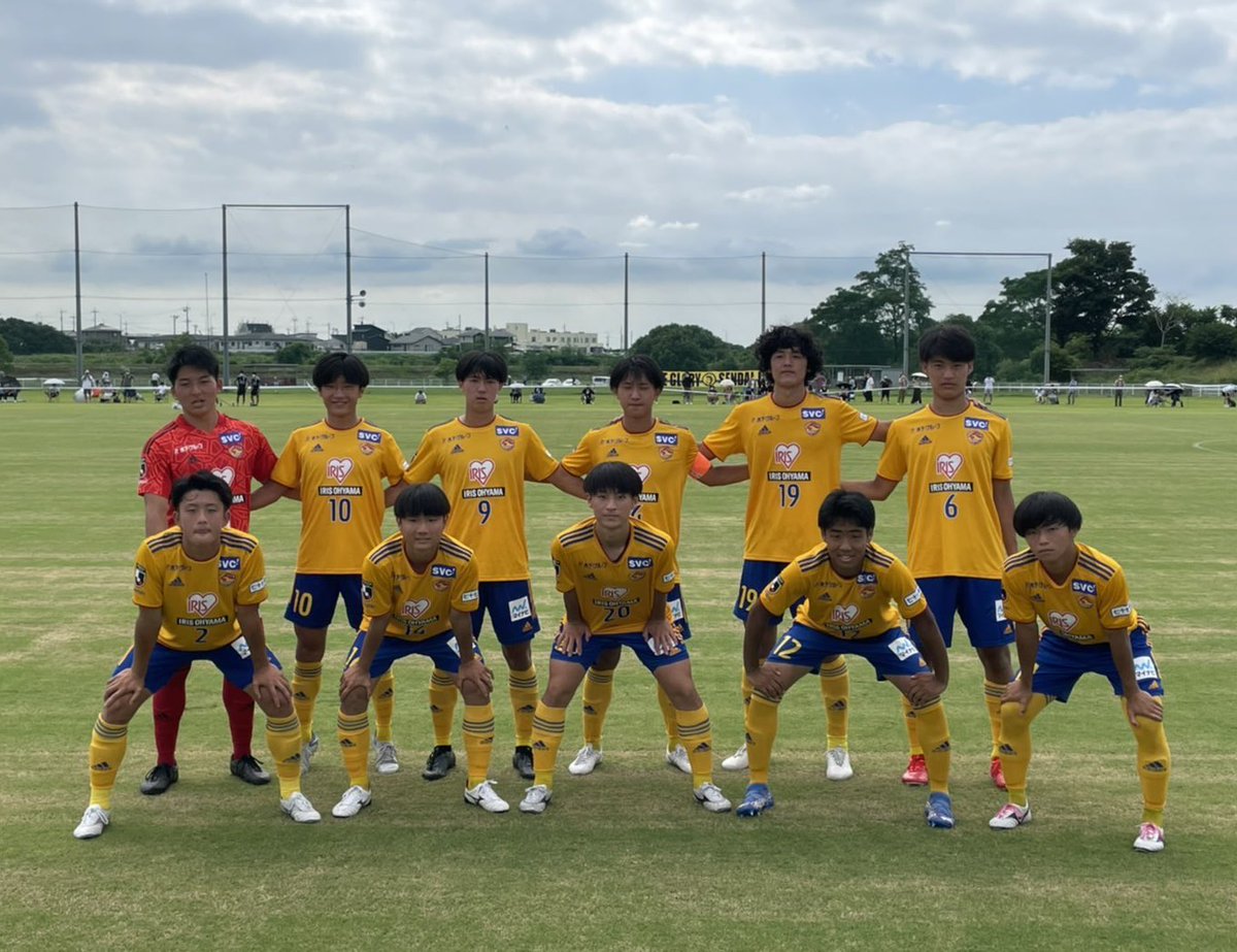 VEGALTA_ACADEMY's tweet photo. クラブユース全国大会 GL①
vs ジュビロ磐田U-18
○ 2-1 (1-1/1-0)
小林亮太
小野獅道
#vegalta #ベガルタ仙台ユース #監督は木谷公亮 #広報担当は中原貴之 https://t.co/swDDxeEgLN