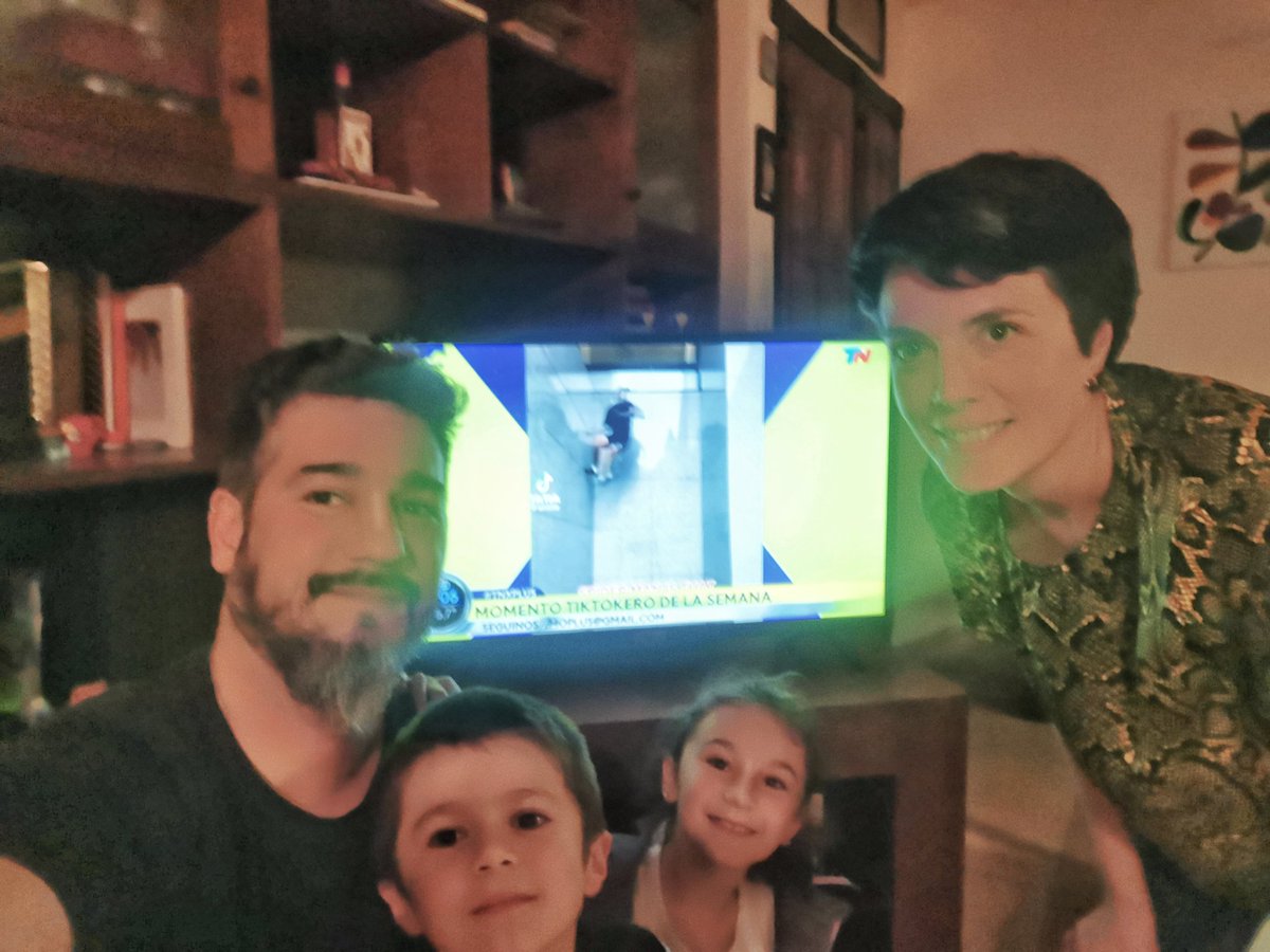 JRouges's tweet image. #TNXPLUS Disfrutando el programa desde Tucuman!! Los chicos Fans N°1