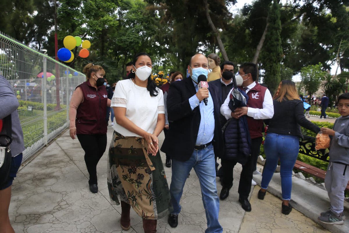 julioc_moreno's tweet image. Siempre es un placer entregar parques y espacios públicos rehabilitados y con las mejores  atracciones para el bienestar de las familias. ¡No cabe duda, que con @evelyn_parraA la experiencia continúa!

#JCM