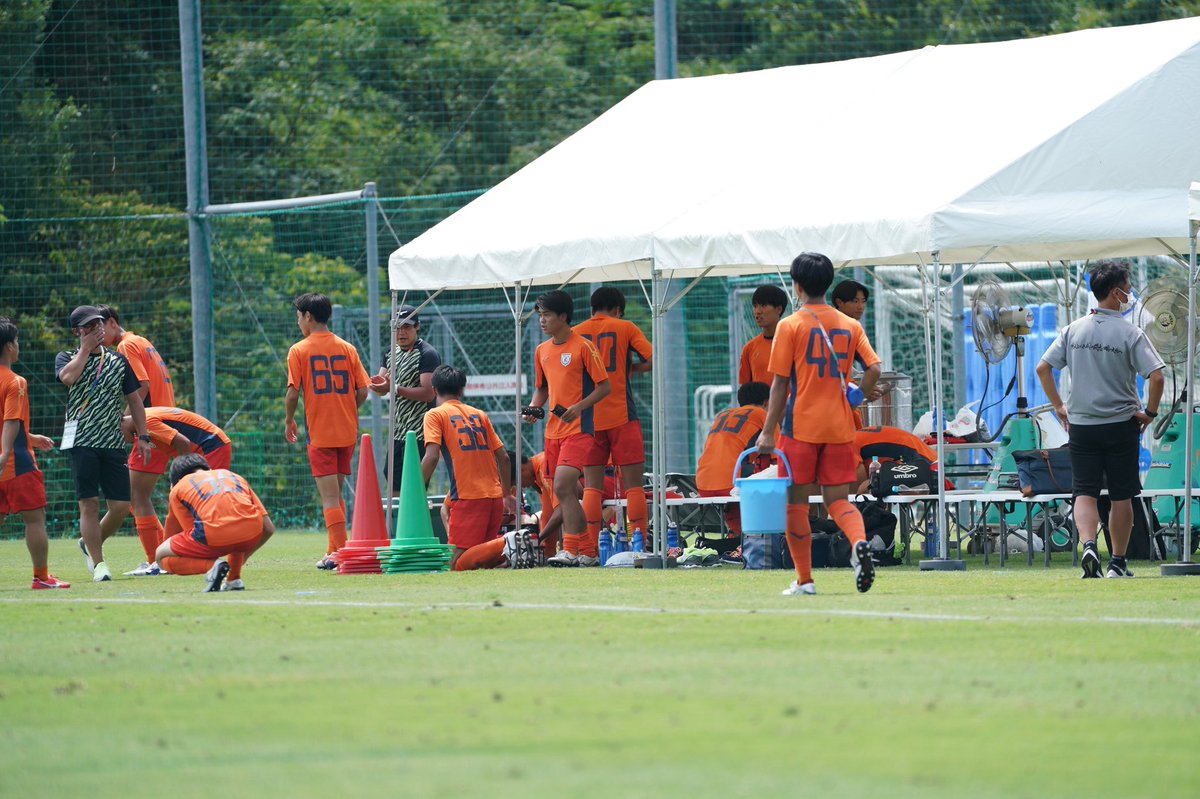 gosho9999's tweet photo. 2022年全国高校サッカーインターハイ　1回戦

試合前
　
九国×関東第一 https://t.co/gIpoH4o2qx