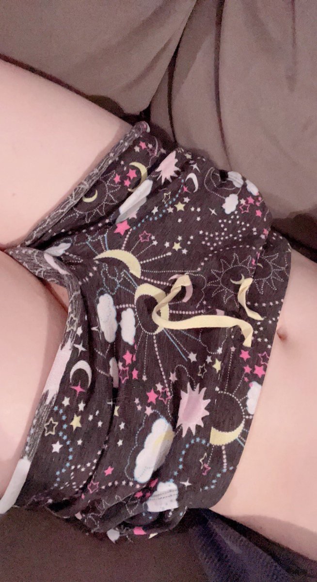 westovevr's tweet photo. retweet and like for a surprise in your dms🤭💜 https://t.co/iARsGd19cA