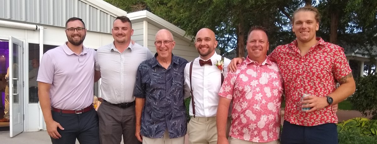 ACPatriotsFB's tweet photo. Congrats to @JakeFow1er on his wedding day. Great seeing Coach Carlin &amp; AC Class of 13 greats: Jesse Ackerman, Connor Munger, Nate Hinrichs &amp; Jake Fowler. 3 State SemiFinals in 4 years. https://t.co/HNF0couWxZ