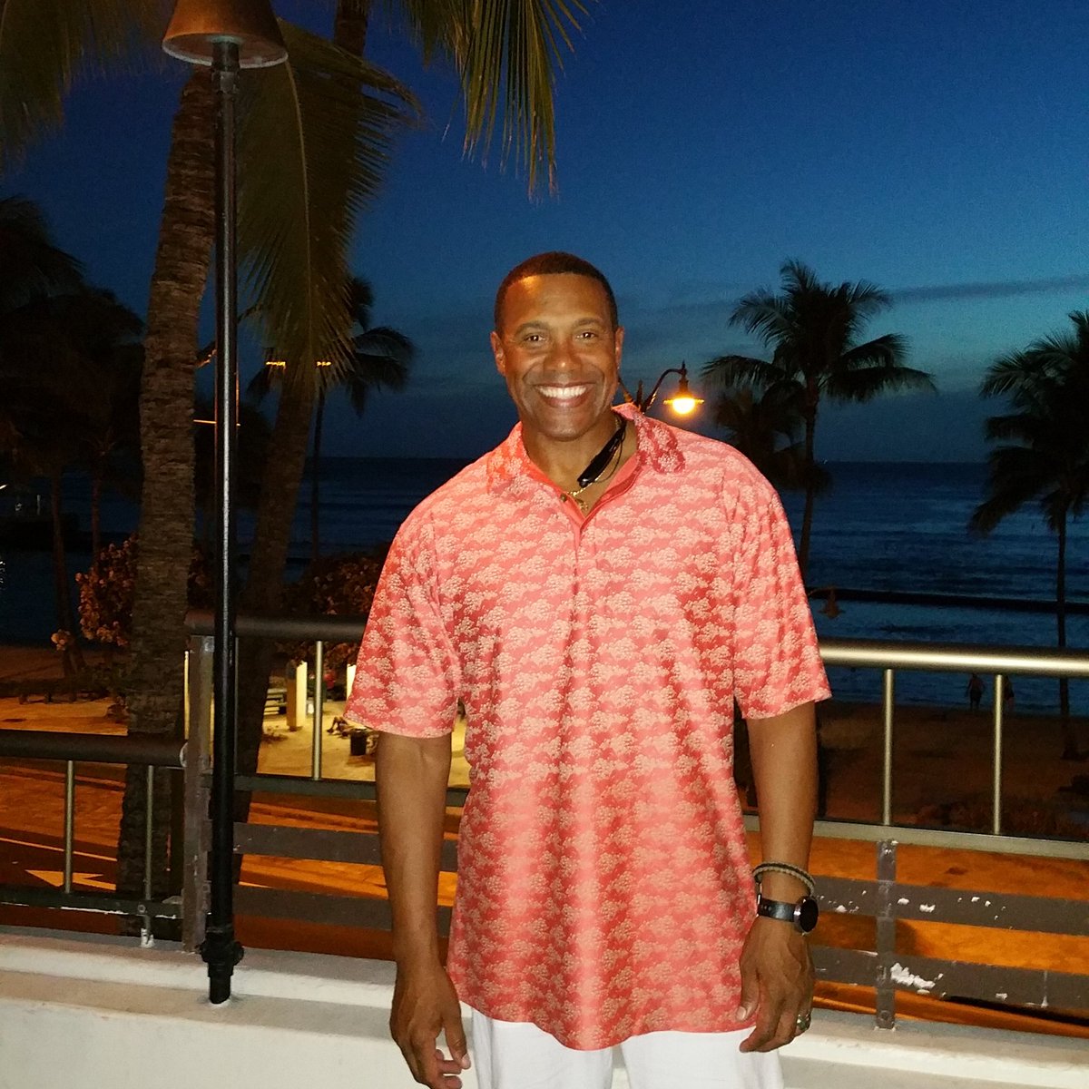 Vincent Buggs ret Gen/FB Coach/CEO tweet media
