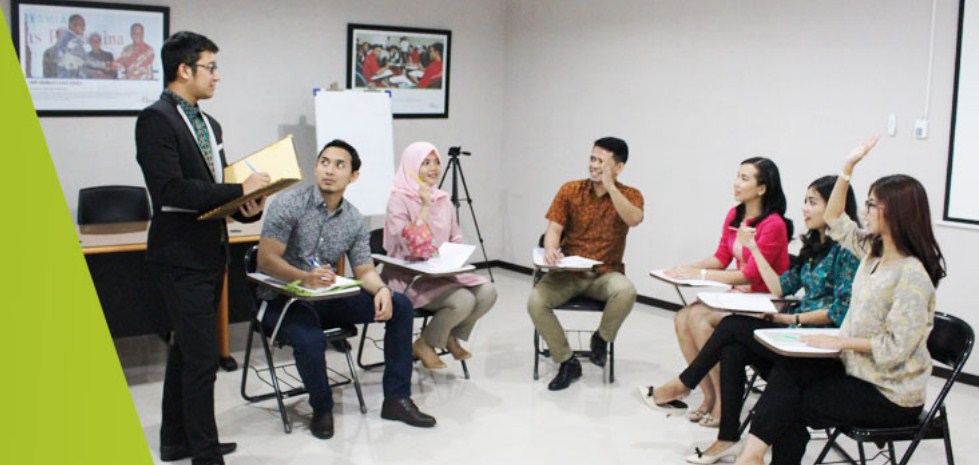 SentraLoker tweet media