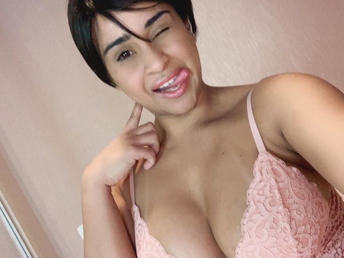 just finished a  pay-per-minute #skype #show on skyprivate Book a private session at my profile:  https://t<a href="/tag/skype"class="tags">#skype</a><a href="/tag/show"class="tags">#show</a><a href="/tag/model"class="tags"><span>#model</span></a><a href="/tag/cam"class="tags"><span>#cam</span></a>
