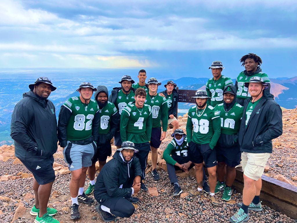 📍Manitou Springs, Colorado PIKES PEAK CHALLENGE🏔✅ What An Amazing Leadership Experience With Our @EMUFB Seniors #ETOUGH⛓🦅💎 | #STACKEM🧱