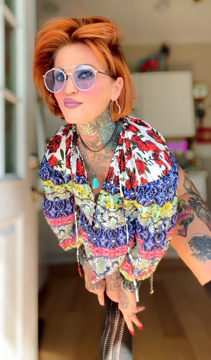 MsZanyHTease -LoveIsLove 🦋🇺🇸🏳️‍🌈🌍 on Twitter: "RT @msjaninelinde: 😊http