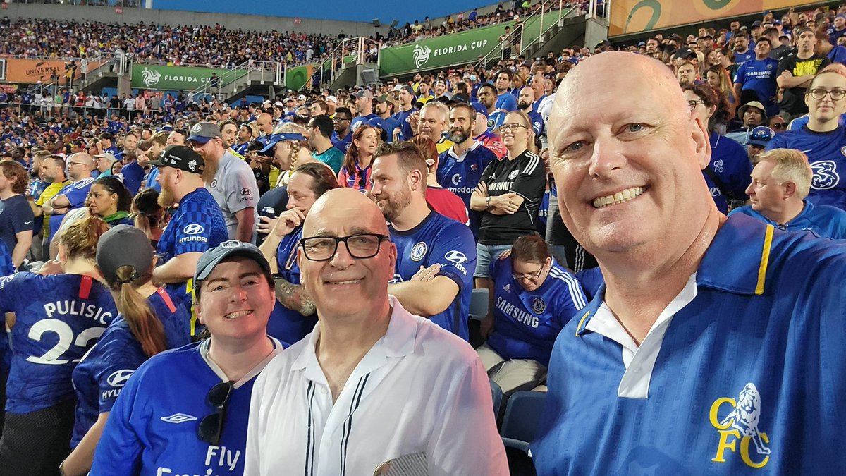 jjcbeme's tweet photo. @CFCInAmerica
Should have been 7-nil if not for Mendy. π³
Sitting (standing) with @NeilSpyBarnett is like going to β½οΈ school
#LotsOfWorkToDo https://t.co/wwiagph6GH