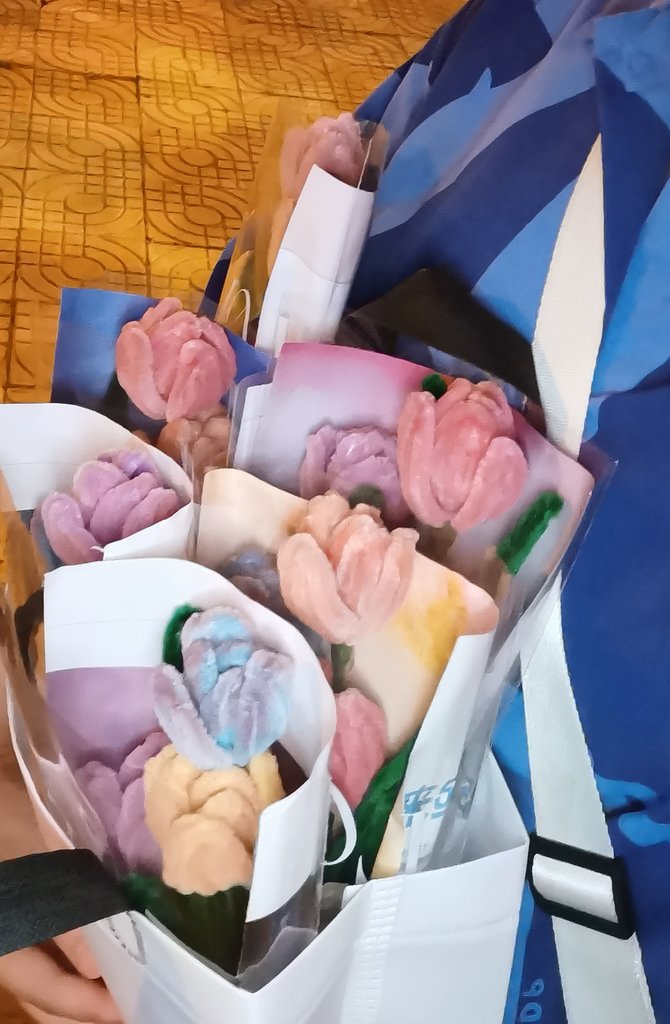 Einar02420443's tweet photo. 制造一点浪漫给需要的人💐 https://t.co/s7EQGR2Luu