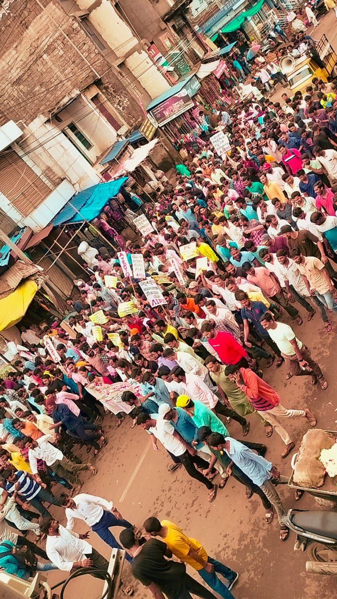 PcageRelaxation's tweet photo. @JnanendraAraga @CMofKarnataka @H_D_Devegowda @hd_kumaraswamy @siddaramaiah @ArvindKejriwal @prajavani @PcageRelaxation @Bhavyanmurthy @DgpKarnataka 28/29/30/31 ಈ ನಾಲ್ಕು ವರ್ಷಕ್ಕೇ ಎಲ್ಲಾ ಯುವಕರು ಮುದುಕರಾಗುವುದಿಲ್ಲ. ವಯಸ್ಸು ಹೆಚ್ಚಾಗಲು ನೇಮಕಾತಿಯಲ್ಲಿ ಆಗುತ್ತಿರುವ ಭ್ರಷ್ಟಾಚಾರ ಮತ್ತು ನೇಮಕಾತಿ 1/2 https://t.co/R2Dt9VLbvY