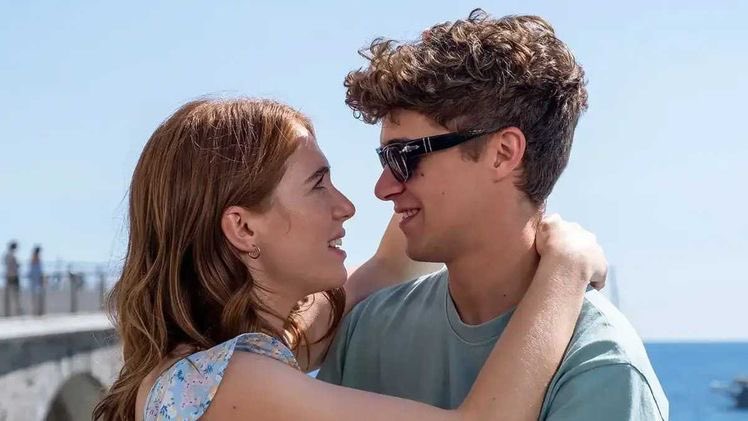 cinemedium's tweet photo. #FilmÖnerisi🍿 

Under the Amalfi Sun, 2022

Yakınlaştıktan bir yıl sonra, Amalfi Sahili'nde tatil için tekrar buluşan Vincenzo ve Camilla'nın aşkının ne yöne savrulduğunu izlediğimiz bu film, keyifli bir şeyler izlemek istiyorsanız tam size göre! https://t.co/9Pi1e2IJxa