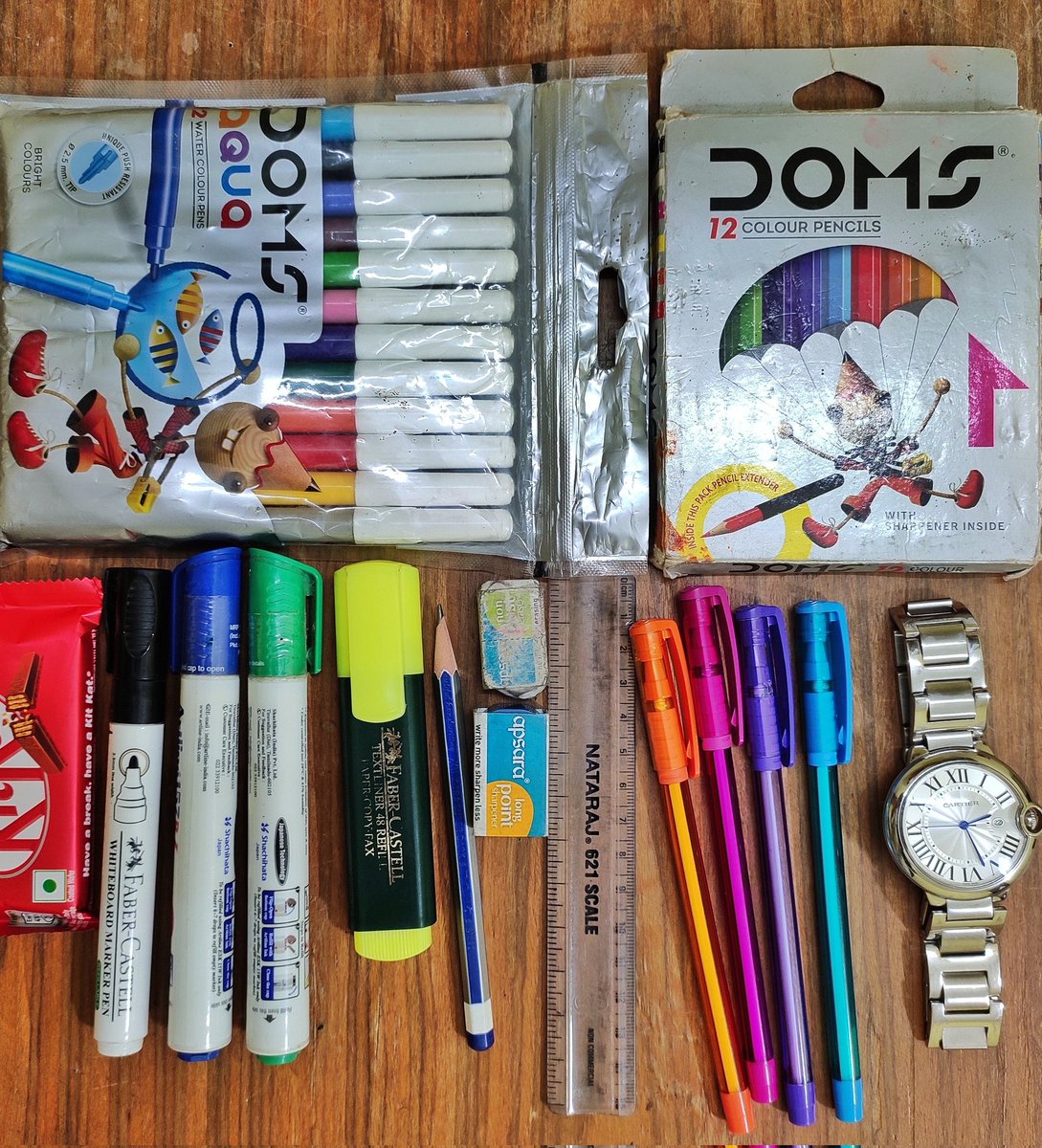 jayomniverse's tweet photo. What girls bring        What boys bring
in exam                      in exam https://t.co/n7RoalHdE3