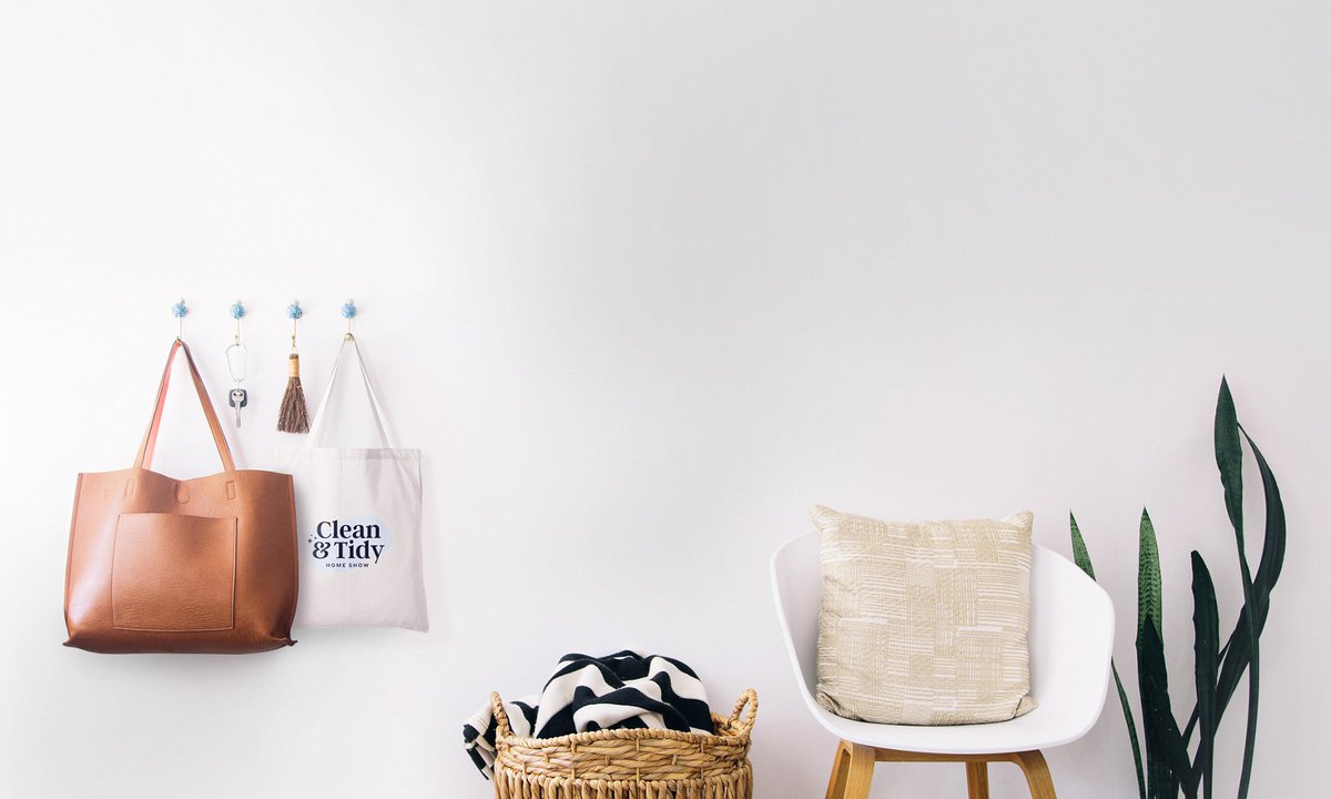 Did you get your tickets for the @cleantidyshow on 8-9 October yet? It's a brand new exhibition and Lesley and I are super excited to be speaking at the first show sharing our <a href="/declutterhub/">The Declutter Hub 🏠</a> tips! Tickets are available on this link - ed.gr/d7f5s