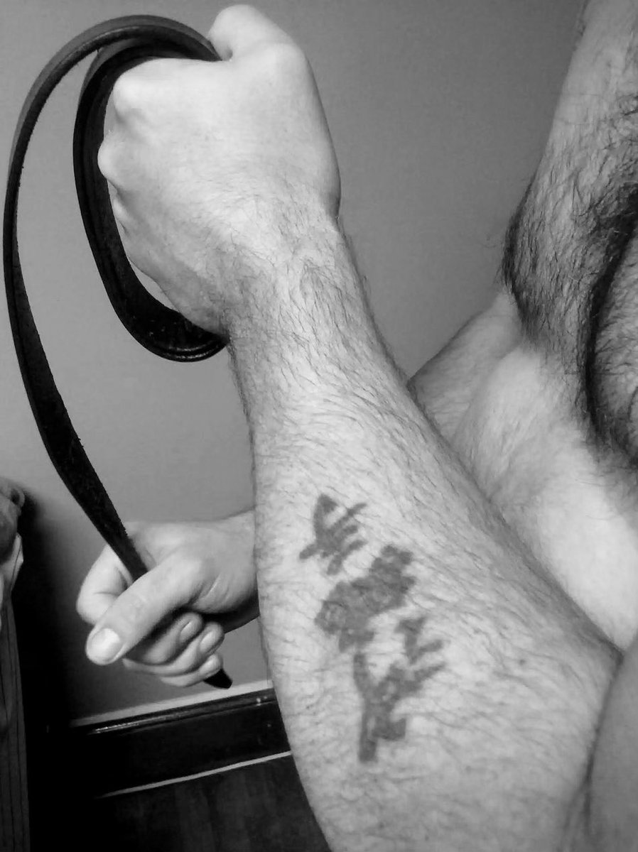 Mr_tastytreat's tweet photo. Oh you want more…That’s a good girl.
#sex #hotwife #spankings #bdsmcouple #bdsm #sharedwife #sharedhusband #letsfuck #opentofun #Dom #Submissive #lonelywife #LonelyGirl #Cheaters https://t.co/WzeIsRfcNZ