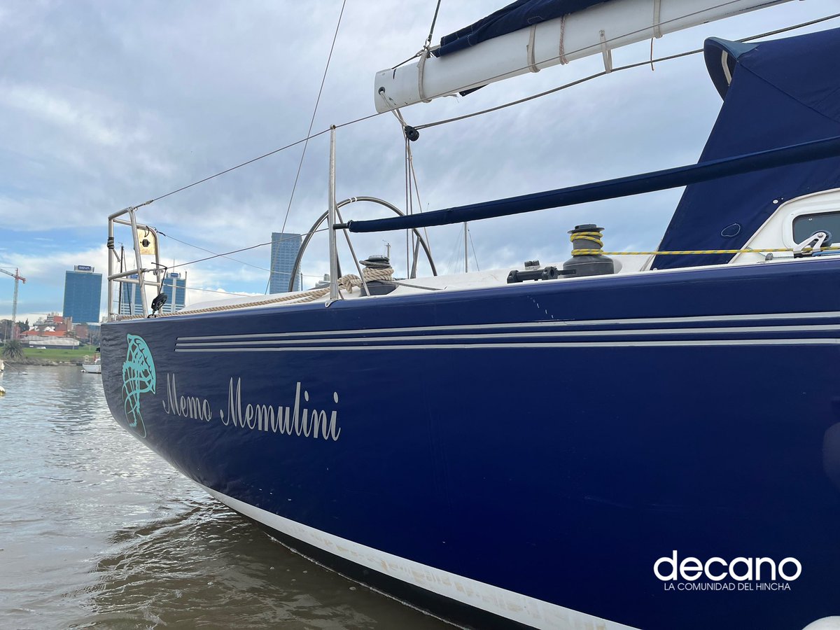 decanocom's tweet photo. Todo pronto para recibir a Luis Suárez desde el Río de la Plata.

#SuarezEnNacional 🇳🇱 https://t.co/hjvzWCOZ6r