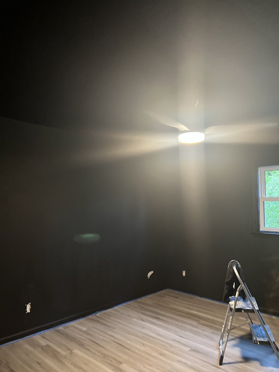MaddyOreillyxxx's tweet photo. Black bedroom in progress https://t.co/dkruqk190m