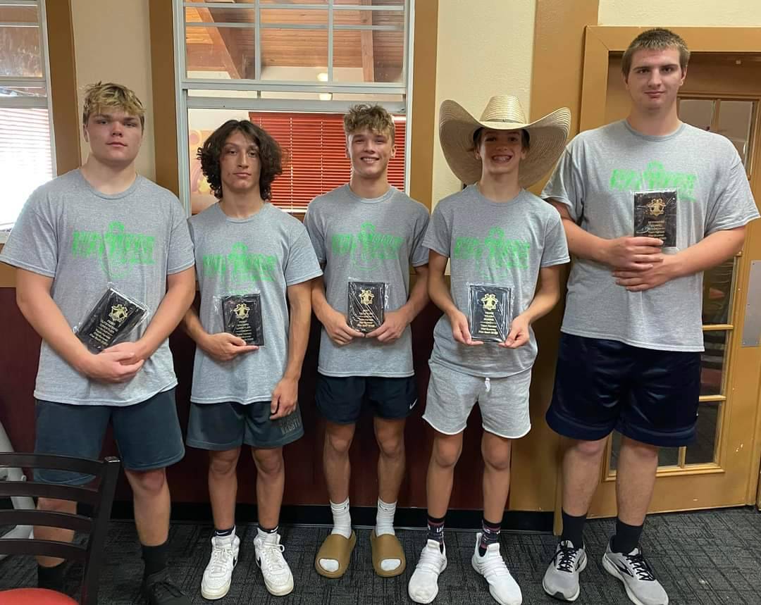 Tucker Williams  (second from left) win a Team Award in Texas!  KS SILVER TEAM AWARDS:

MOST OUTSTANDING WRESTLER 
Kody Brenn (10-0)

MOST EXCITING WRESTLER 
Tucker Williams

BEST TECHNICIAN 
Kohen Wright

TEXAS TOUGH
Riley Dilka

PINMASTER AWARD 
Elijah Eslinger (5 falls)