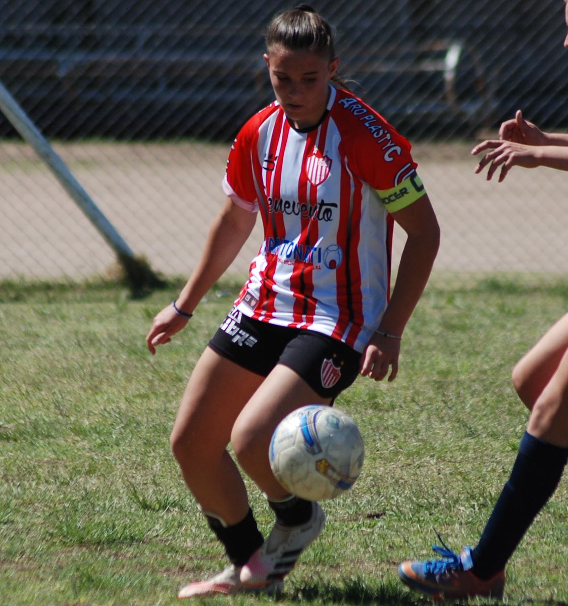 SPtirolesa's tweet photo. @lucredeleraa, convocada por primera vez en AFA

La jugadora formada en nuestra institución, Lucrecia Delera, fue citada por el entrenador de @Belgrano para formar parte del plantel en el estadio Julio Cesar Villagra, en el marco de una nueva fecha de la B de AFA #Femenino https://t.co/EX7A2PZ7US
