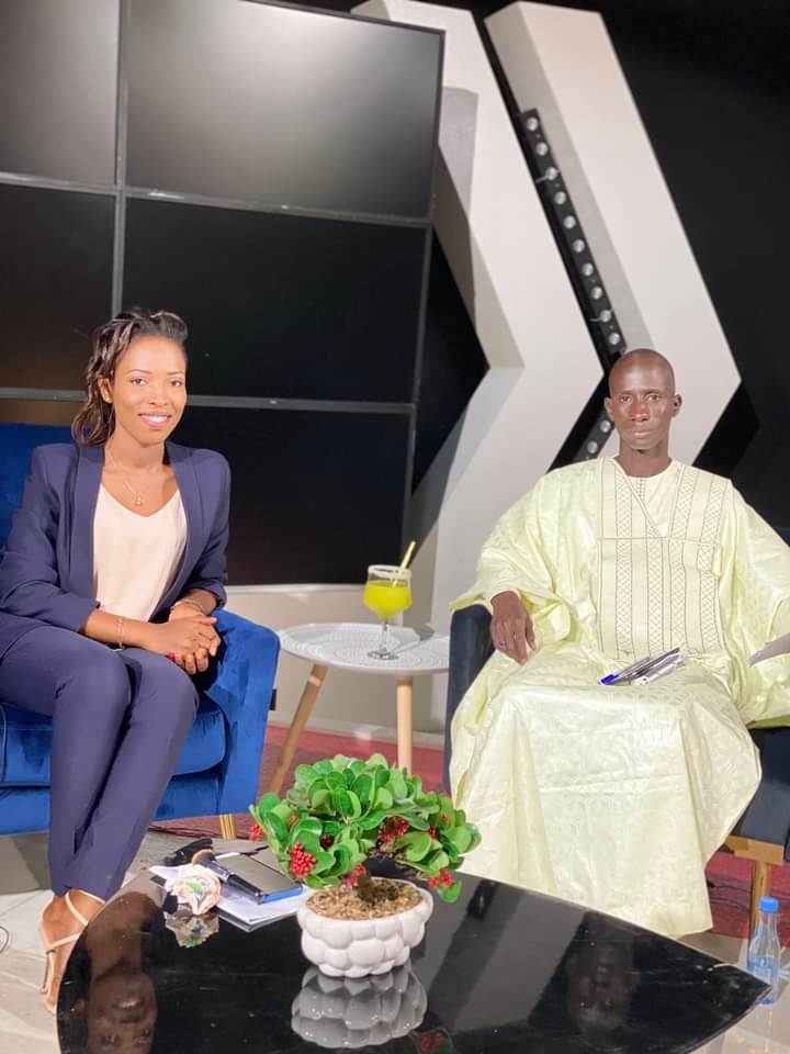 ModelLecitoyen's tweet photo. 🛑LE QUATRIÈME POUVOIR EST EN MARCHE POUR VOUS FOURNIR LE MAXIMUM D‘INFOS SUR LES ÉLECTIONS LÉGISLATIVES ‼️
-
#2STVLIVE #LEGISLATIVES2022 #SenegalVote
@NdyeAramToure https://t.co/ilMW3oBt6V