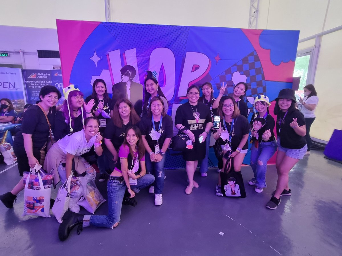 chiararosedmd's tweet photo. #virJINs &amp; #HOBIwives represent! 💜

#BTS #BTSARMY #BTSisBestForMe #BFMOpenHouse2022 #KimSeokjin #JungHoseok #2seok https://t.co/7bzJKTn5Uf
