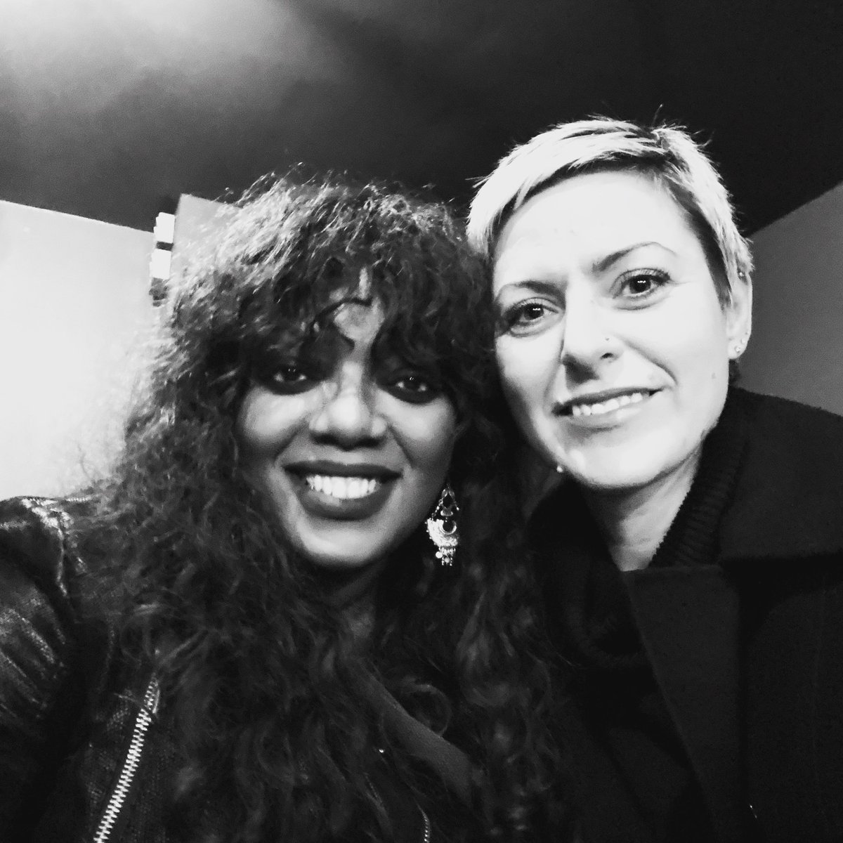 ilze_frey's tweet photo. Happy birthday, Denise! ❤️❤️❤️
The sweetest girl with the most stunning voice! Never forgotten xxx
#DeniseJohnson https://t.co/H8pwK8iMsJ