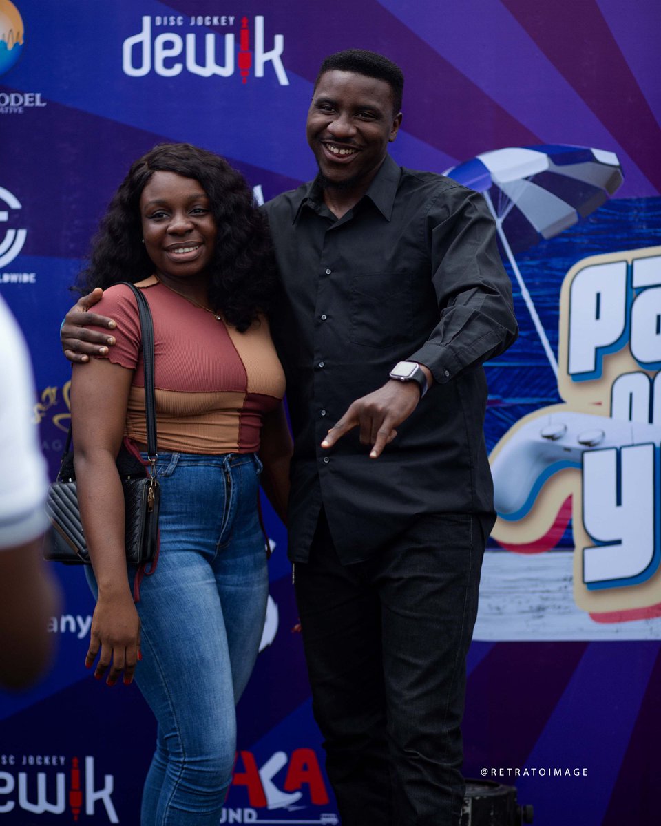 _partylikeits99's tweet photo. Friends β
#partyoftheyute #partylikeits99 #PHTwitterCommunity https://t.co/FIzB49AM8K