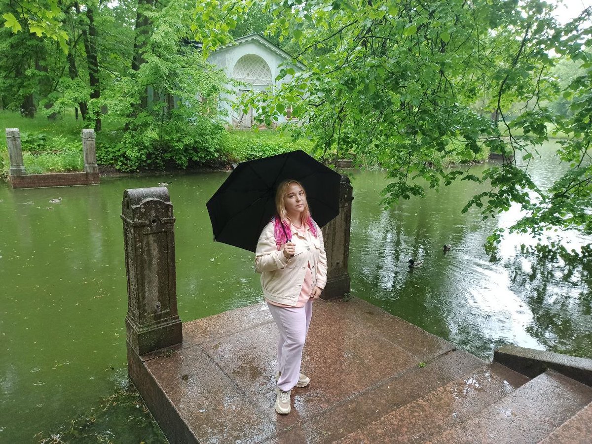 ChaoticNina's tweet photo. Tsarskoye Selo is an another place, which was visited by Anne and Ann. Beautiful parks and palaces now situated in a town Pushkin.
#GentlemanJack #AnneLister #AnnWalker #savegentlemanjack #strongertogether #followingannelister #AnneListersteps #annelisterpilgrimage https://t.co/oSRdwLzXW2