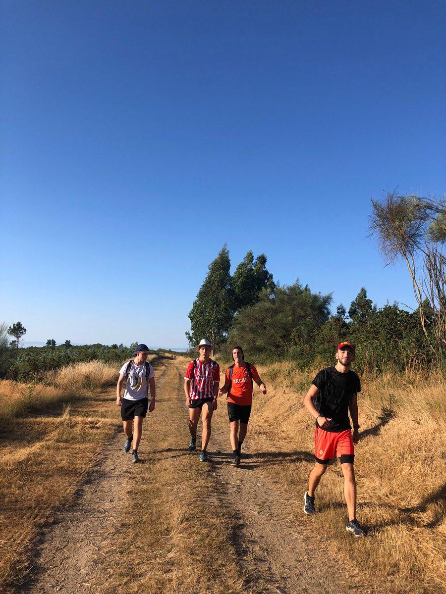 delejucuenca's tweet photo. #PEJ22  disfrutando del camino https://t.co/MZpFIMRKox