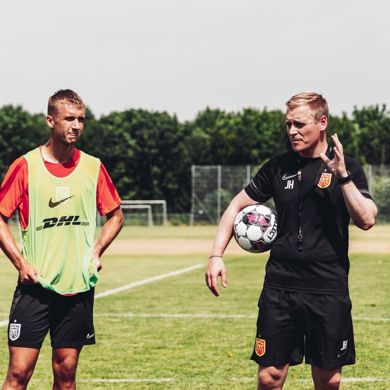 FCNordsjaelland's tweet photo. Johannes Hoff Thorup og resten af trænerteamet glæder sig sæsonens første hjemmekamp mod lokalrivalerne fra Lyngby BK 🔴 🟡 ⚽️
Læs optakten til mandagens kamp med vores assistenttræner her 🔻
❗️Og husk, at du stadig kan købe billetter til kampen via https://t.co/4Nwabl9dwY