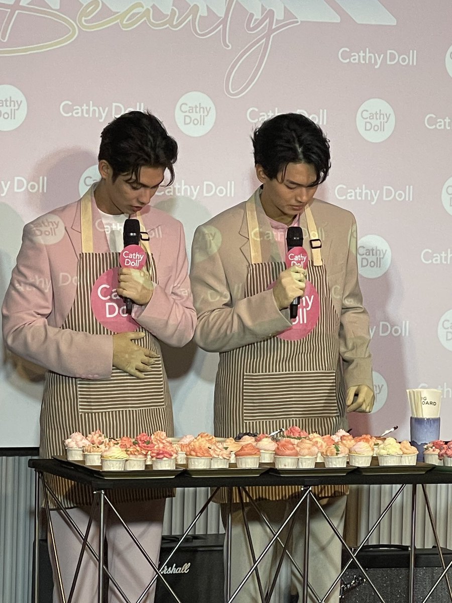 พี่ไป่หลินของน้องวินและเอ็นดูน้องไบร์ท😘) tweet media