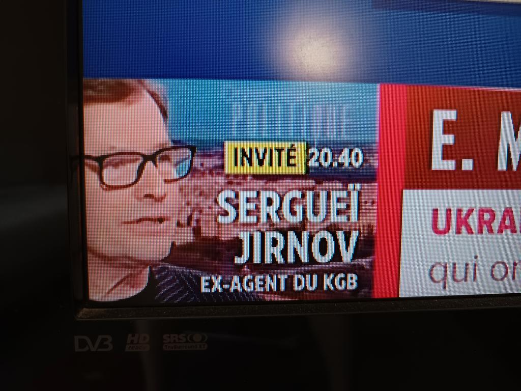 Ce dimanche 31 07 soir à 20.40 je serai l'invité de <a href="/EmmanuelOstian/">Emmanuel Ostian</a> sur <a href="/LCI/">LCI</a>