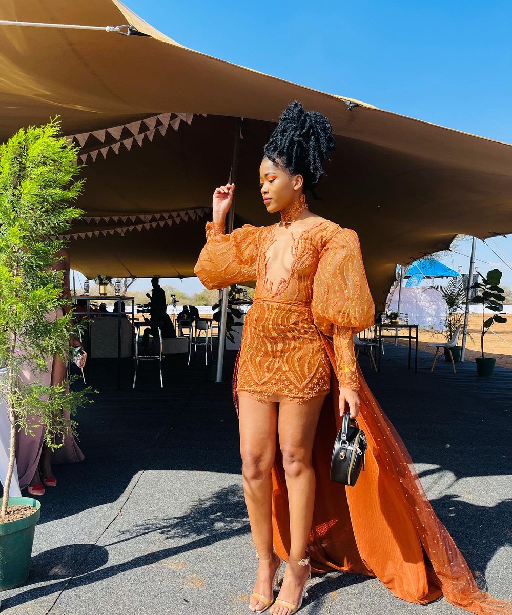 AbbieChosen's tweet photo. Chose Designs ♥️♥️
74291415 🇧🇼♥️♥️ https://t.co/OmVjcW1azB