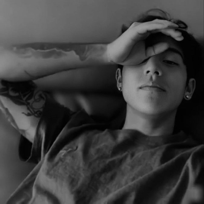 zzxxbboy's tweet photo. ️️

️️ https://t.co/3EINISMmeI